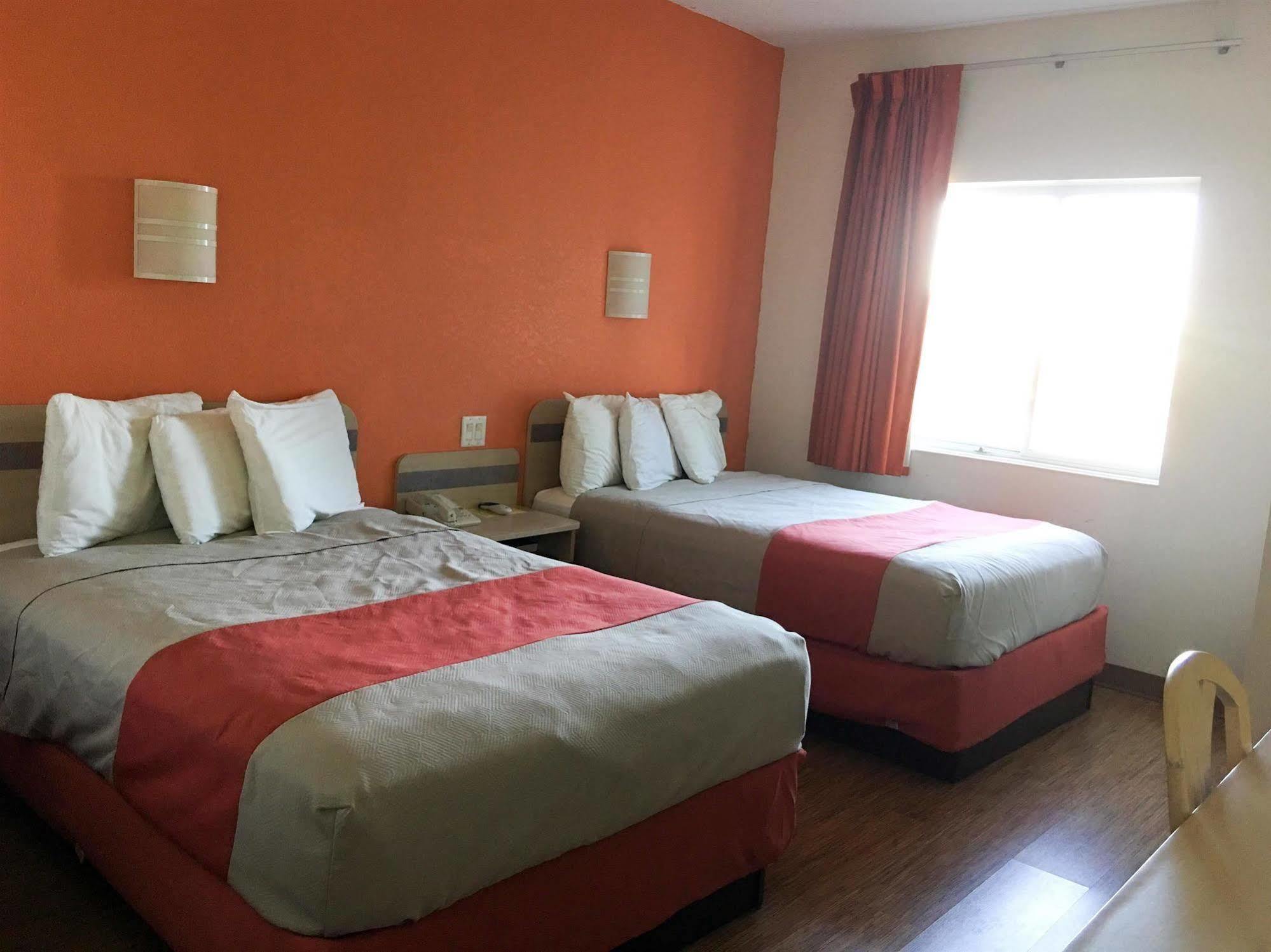 Motel 6-Minonk, Il Ngoại thất bức ảnh